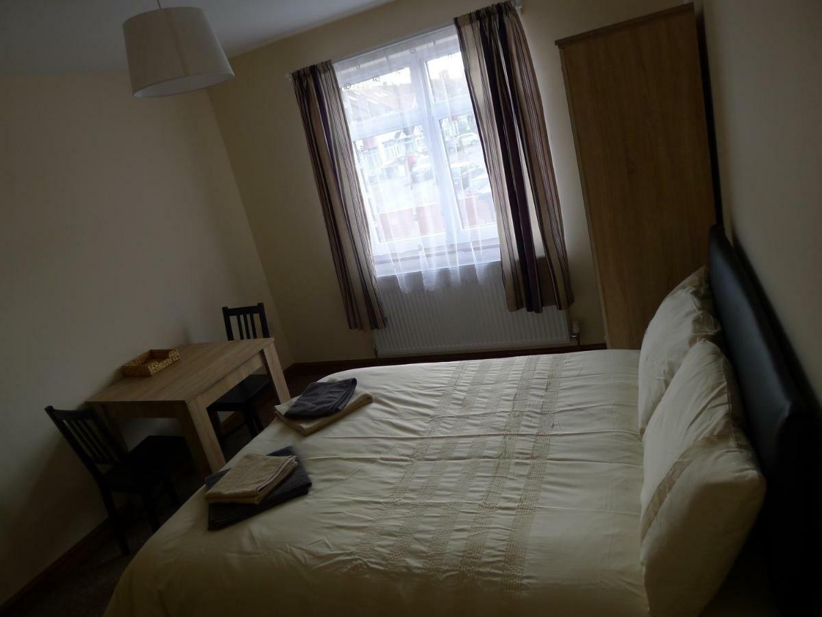 Wembley Homestay London Exterior photo